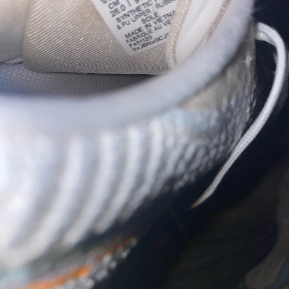 ASICS size 9.5 - Picture 5 of 5